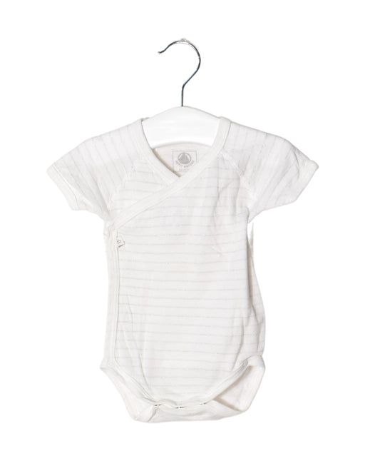 A White Short Sleeve Bodysuits from Petit Bateau in size 3-6M for neutral. (Front View)