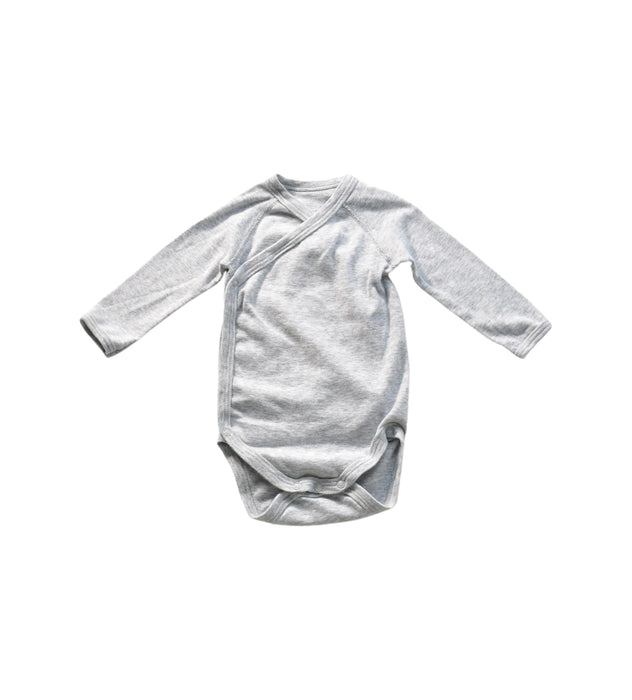 A Grey Long Sleeve Bodysuits from Petit Bateau in size 3-6M for neutral. (Front View)