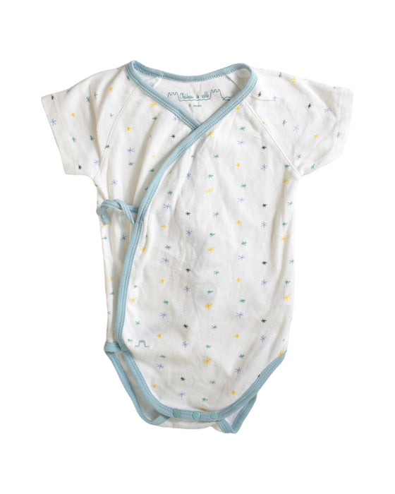 A White Short Sleeve Bodysuits from Chateau de Sable in size 6-12M for boy. (Front View)