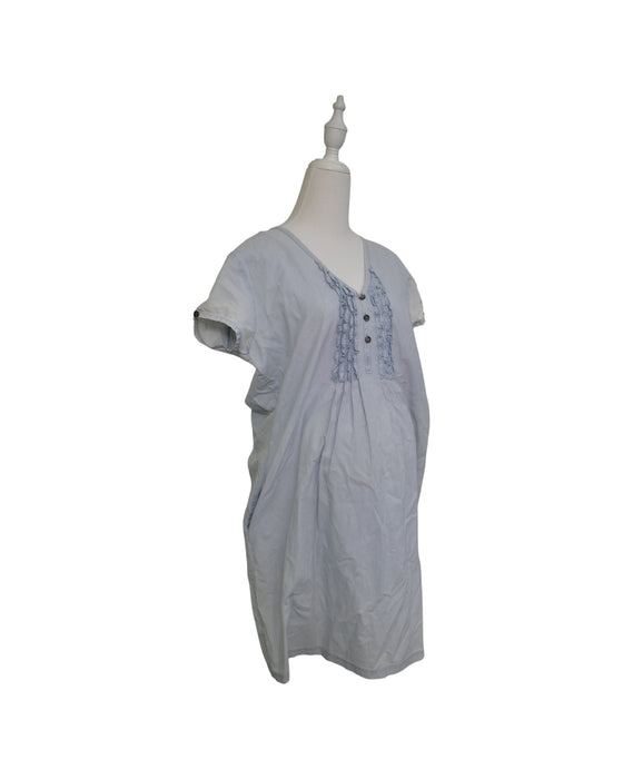 A Blue Short Sleeve Dresses from Mothers en Vogue in size L for maternity. (Front View)