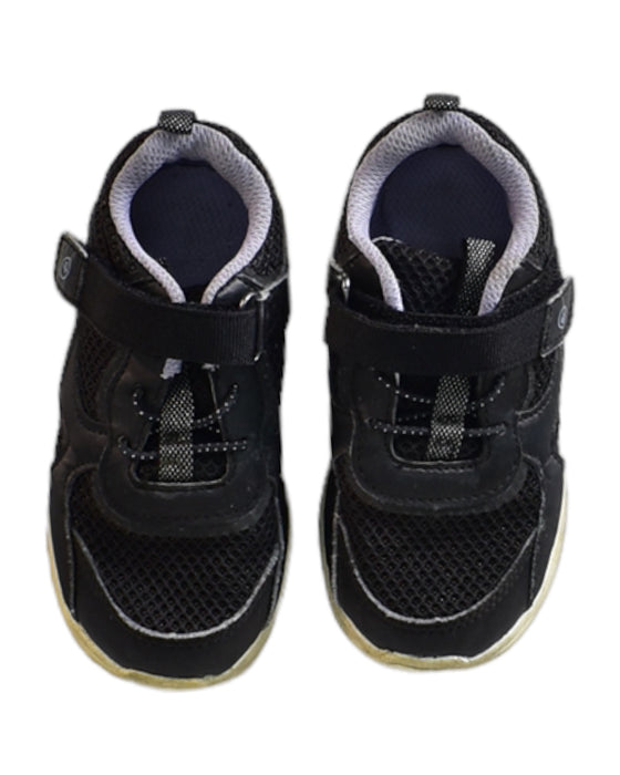 A Black Sneakers from Stride Rite in size 3T for neutral. (Back View)