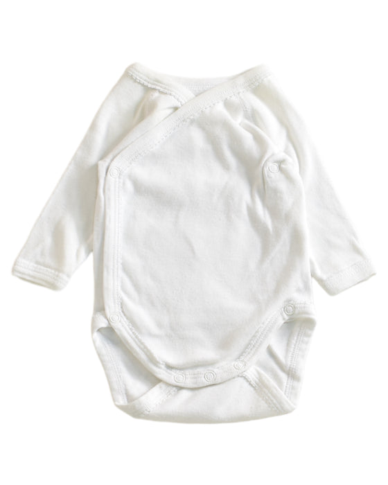 A White Long Sleeve Bodysuits from Petit Bateau in size 0-3M for neutral. (Front View)