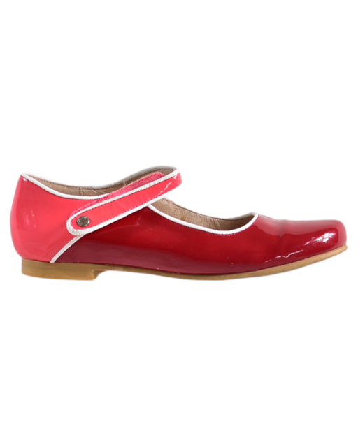 A Pink Flats from Jacadi in size 9Y for girl. (Front View)