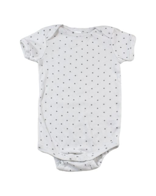 A White Short Sleeve Bodysuits from Nordstrom in size 0-3M for neutral. (Front View)