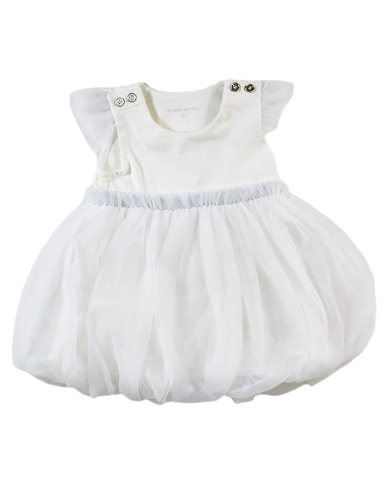 A White Short Sleeve Dresses from Le Petit Society in size 0-3M for girl. (Front View)