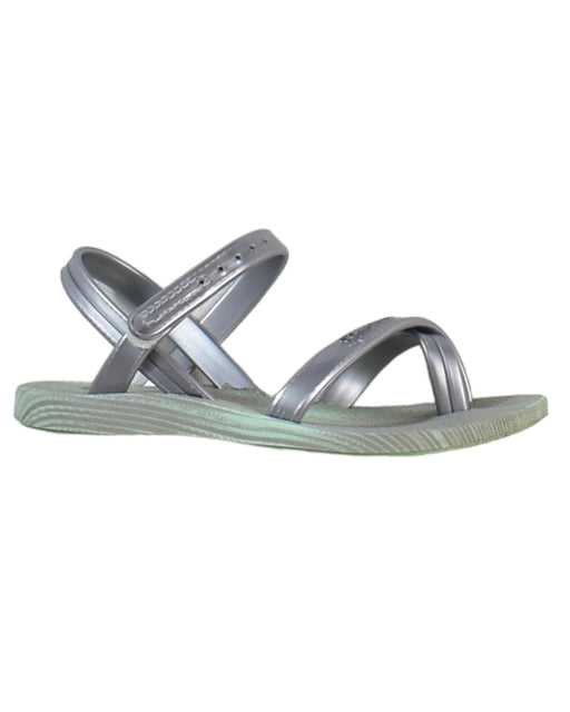 A Silver Sandals from Ipanema in size 3T for girl. (Front View)