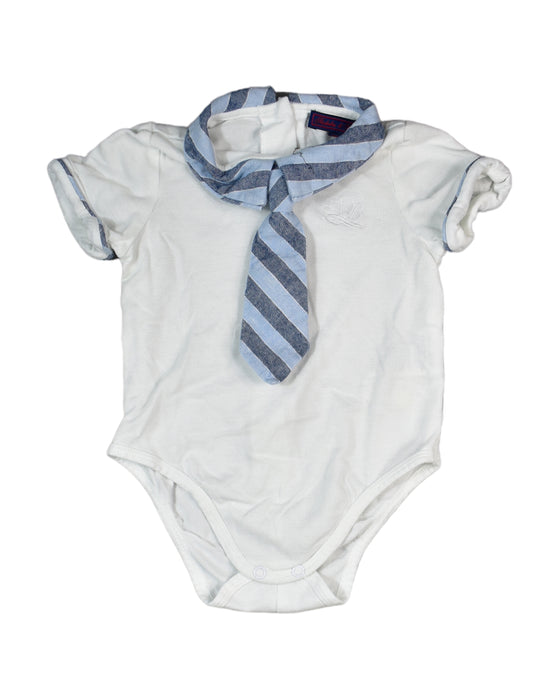 A White Bodysuits from Nicholas & Bears in size 6-12M for boy. (Front View)