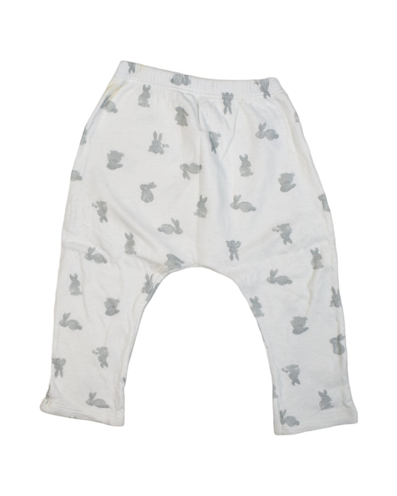 A White Leggings from Petit Bateau in size 12-18M for girl. (Front View)