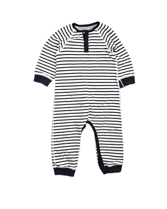 A White Onesies from Petit Bateau in size 18-24M for boy. (Front View)