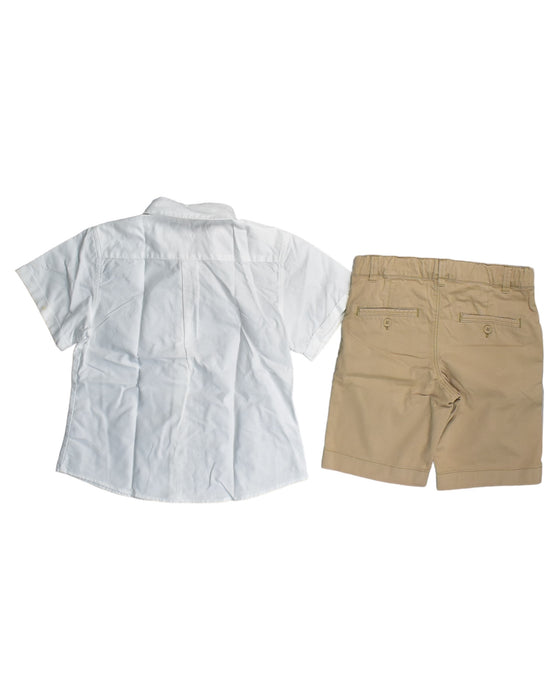 A White Shorts Sets from Chateau de Sable in size 6T for boy. (Back View)