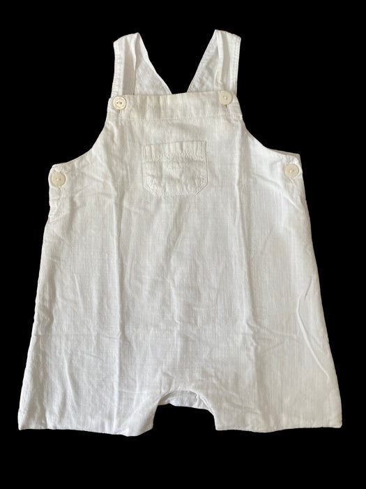 A White Sleeveless Jumpsuits from Château de Sable in size 3-6M for boy. (Front View)