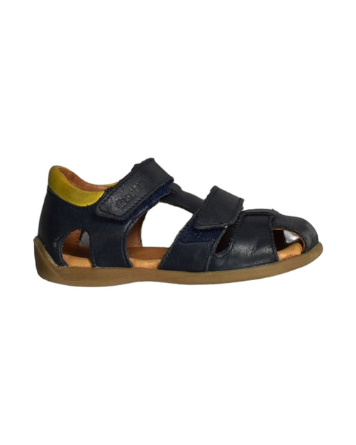 A Black Sandals from Froddo in size 3T for boy. (Front View)