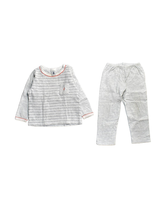 A White Pyjama Sets from Petit Bateau in size 2T for boy. (Front View)