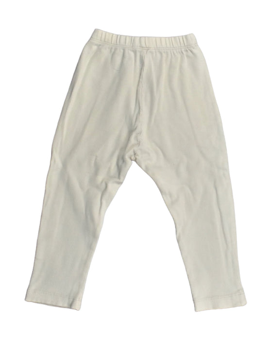 A White Casual Pants from lovingsundays in size 12-18M for girl. (Back View)