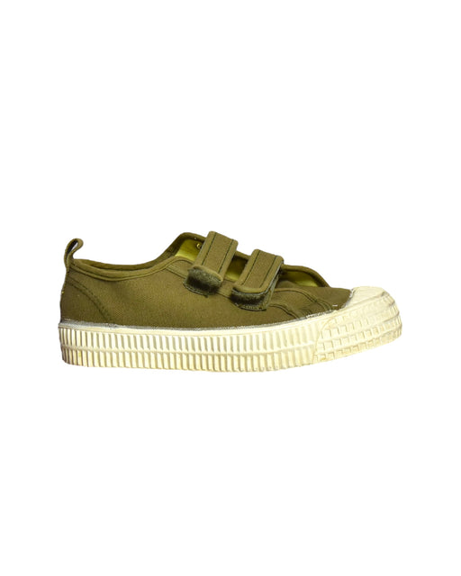 A Yellow Sneakers from Novesta in size 7Y for neutral. (Front View)