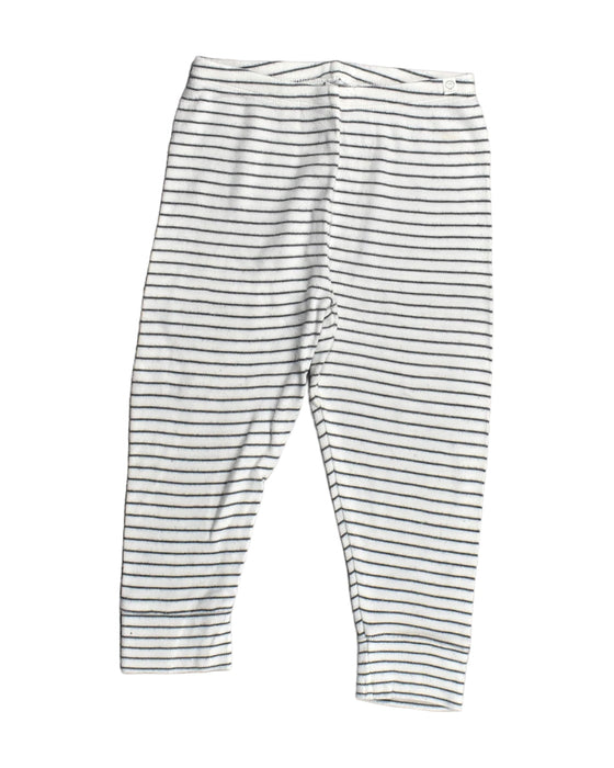 A White Leggings from Mori in size 3T for girl. (Front View)