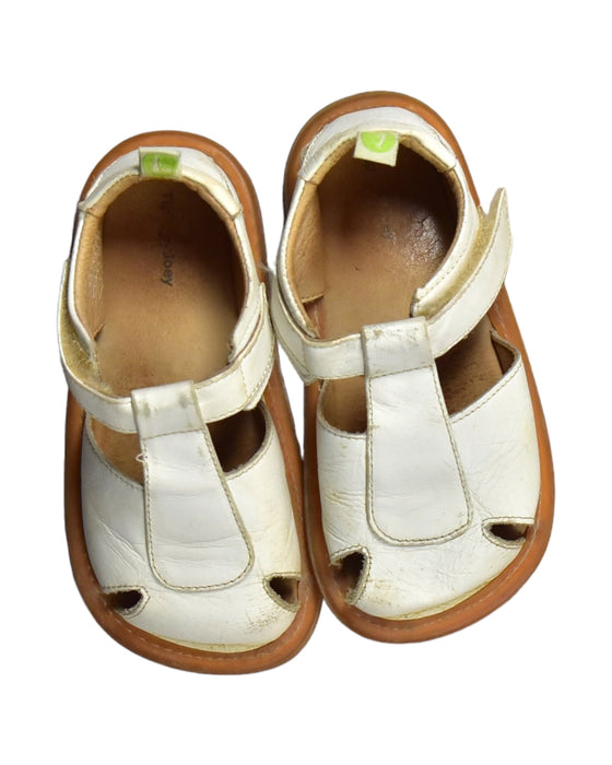 A White Sandals from Tip Toey Joey in size 3T for girl. (Back View)