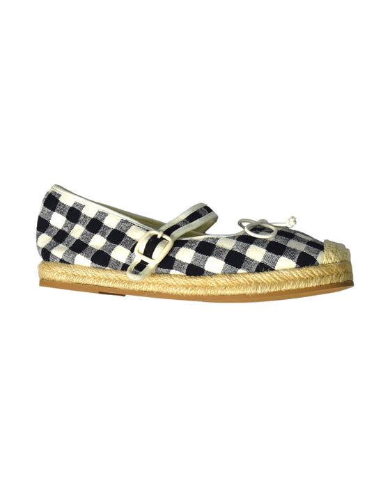 A White Espadrilles from Charles & Keith in size 7Y for girl. (Front View)