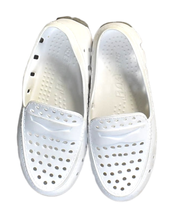 A White Slip Ons from Floafers in size 6T for boy. (Back View)