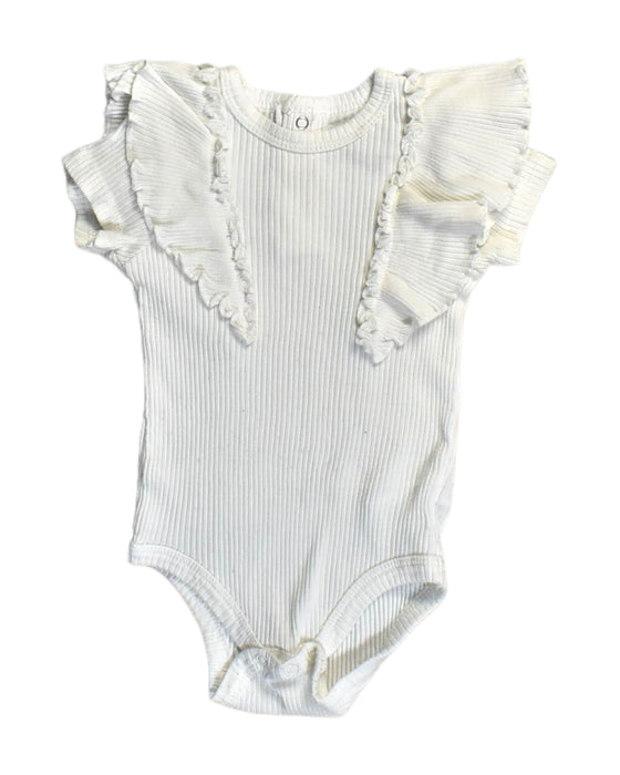 A White Short Sleeve Bodysuits from RZ by Rachel Zoe in size 12-18M for girl. (Front View)