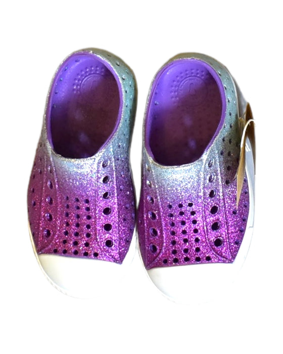 A Purple Aqua Shoes from Native Shoes in size 3T for girl. (Back View)