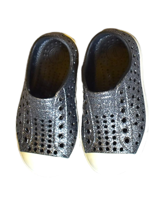 A Black Aqua Shoes from Native Shoes in size 3T for boy. (Back View)