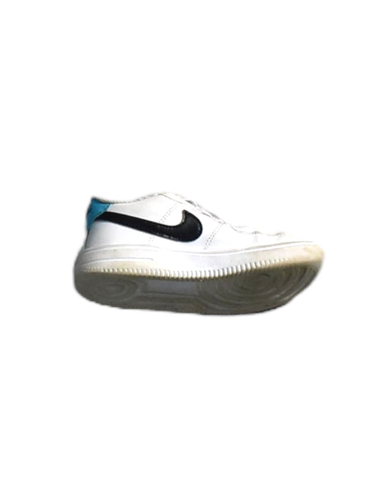 A White Sneakers from Nike in size 4T for boy. (Front View)