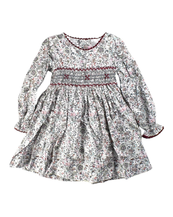 A White Long Sleeve Dresses from La Coqueta in size 3T for girl. (Front View)