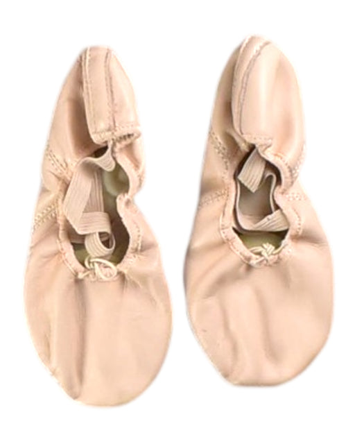 A Orange Slip Ons from Capezio in size 9Y for girl. (Front View)