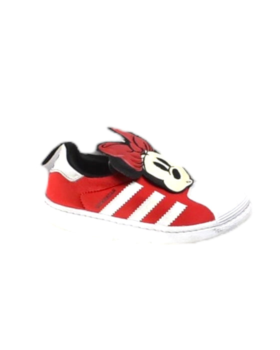 A Red Sneakers from Adidas in size 5T for girl. (Front View)