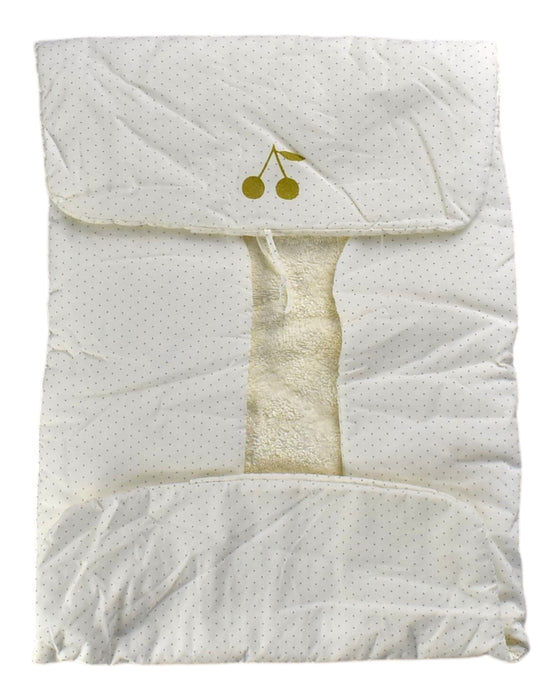 A White Changing Mats & Covers from Bonpoint in size O/S for neutral. (Back View)