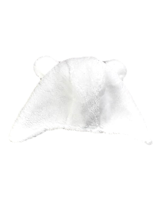 A White Hats Beanies & Caps from The Little White Company in size 6-12M for neutral. (Front View)