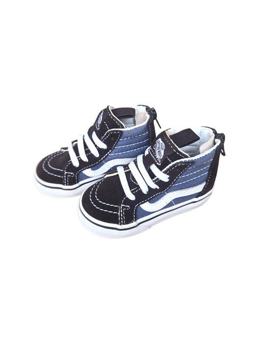 A Black Sneakers from Vans in size 12-18M for neutral. (Front View)