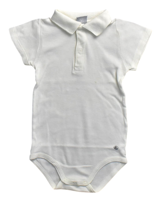 A White Short Sleeve Bodysuits from Petit Bateau in size 12-18M for boy. (Front View)