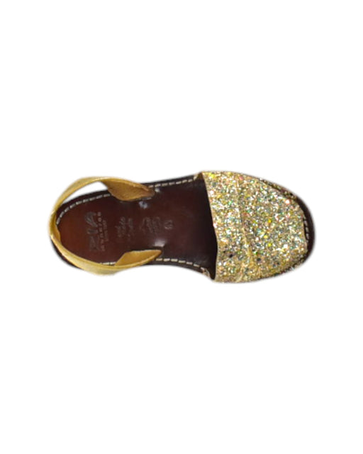 A Gold Espadrilles from RIA Menorca in size 7Y for girl. (Front View)