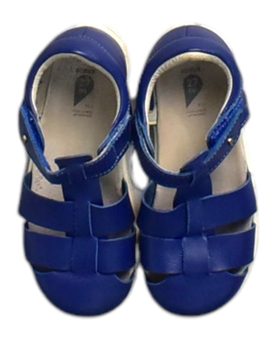 A Blue Sandals from Bobux in size 4T for neutral. (Back View)