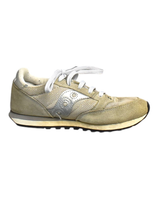 A Beige Sneakers from Saucony in size 6T for neutral. (Front View)