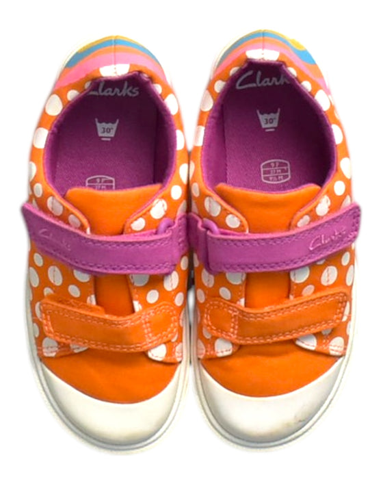 A Multicolour Sneakers from Clarks in size 6T for girl. (Back View)