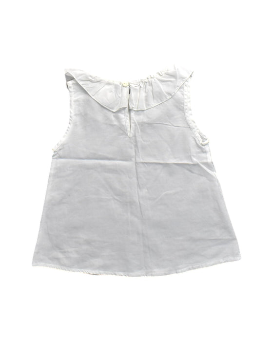 A White Sleeveless Tops from Carola Duval in size 5T for girl. (Back View)