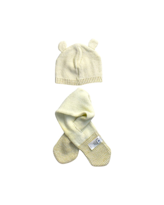 A Ivory Winter Hats from Petit Bateau in size O/S for neutral. (Back View)