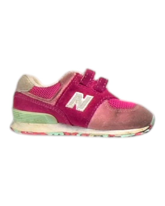 A Pink Sneakers from New Balance in size 3T for girl. (Front View)