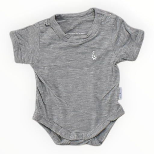 A Grey Short Sleeve Bodysuits from Raph and Remy in size Newborn for neutral. (Front View)