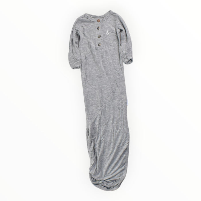 A Grey Nightgowns from Raph and Remy in size 0-3M for neutral. (Front View)