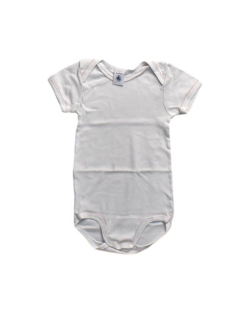 A White Short Sleeve Bodysuits from Petit Bateau in size 3T for neutral. (Front View)