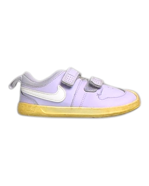 A Purple Sneakers from Nike in size 3T for girl. (Front View)