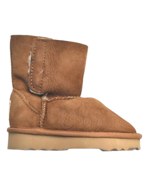 A Brown Booties from UGG in size 3T for neutral. (Front View)