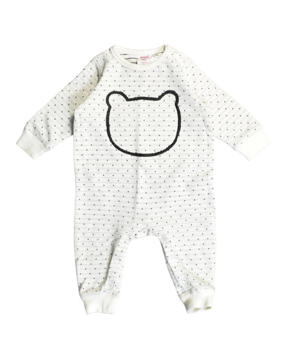 A White Jumpsuits from Seed in size 3-6M for girl. (Front View)